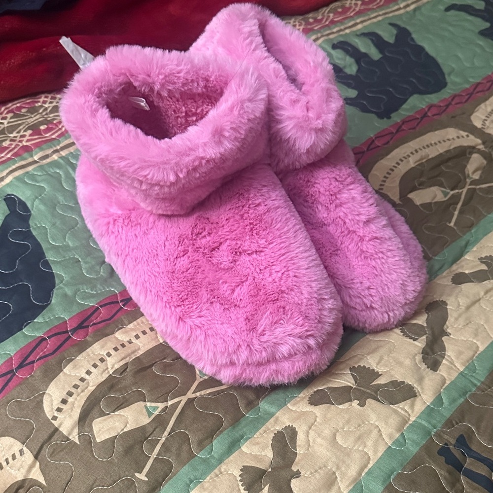 Cozy Pink Fuzzy Slippers